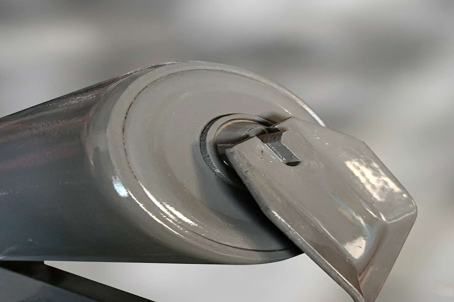 Ilustración de una tapa soldada sin filo.